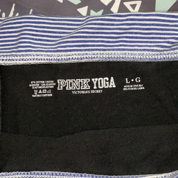 Victoria Secret PINK YOGA Shorts - Size Large - Picture 3 of 5